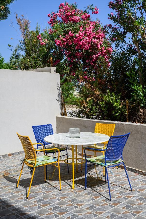 Walk 2 The Beach; Ammoudara Apts Gazi Exterior foto